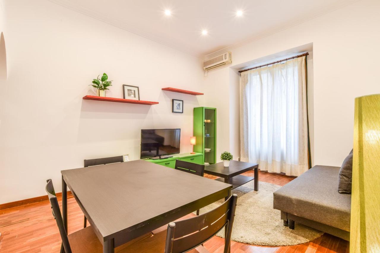 Ferienwohnung Apartamento Puente De Segovia Madrid Exterior foto