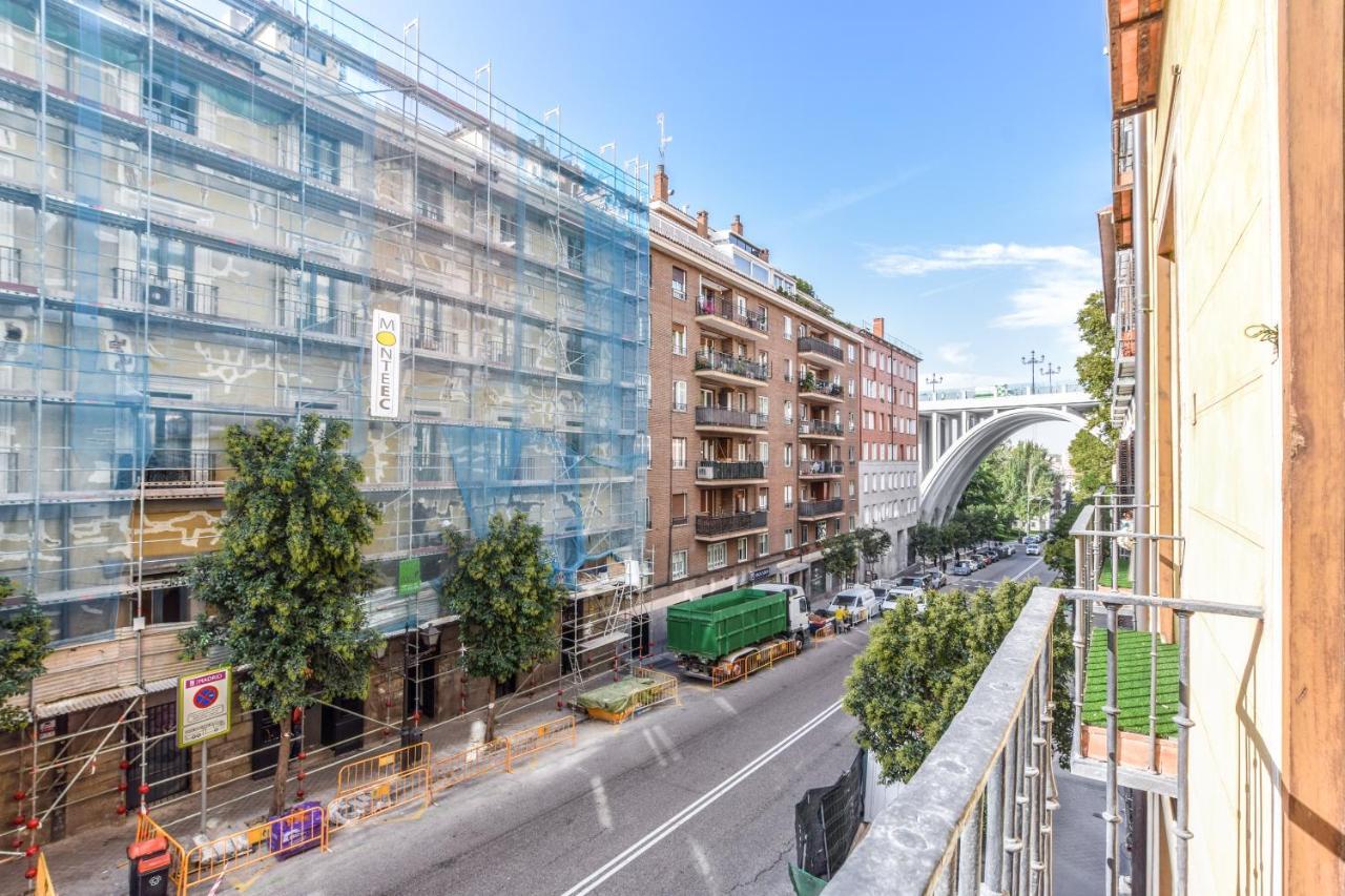 Ferienwohnung Apartamento Puente De Segovia Madrid Exterior foto